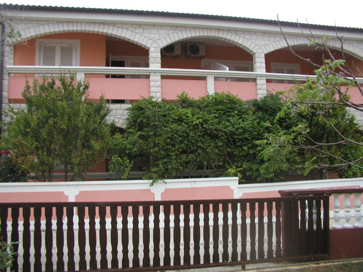 Apartments By The Sea Vir - 19323 Экстерьер фото